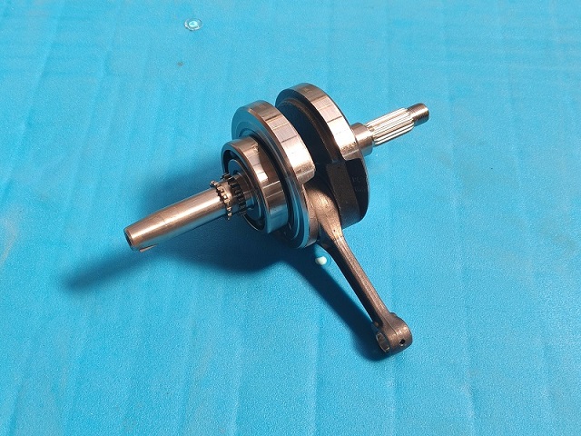 ARORA CR 250 KRANK MİLİ KOMPLE